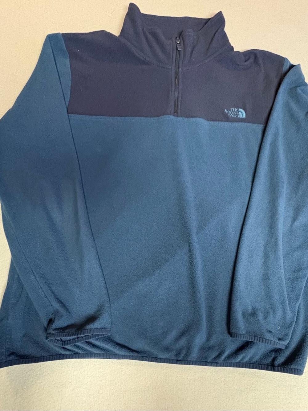 The North Face Men’s Two-Tone Navy Zip-Up Fleece Pullover